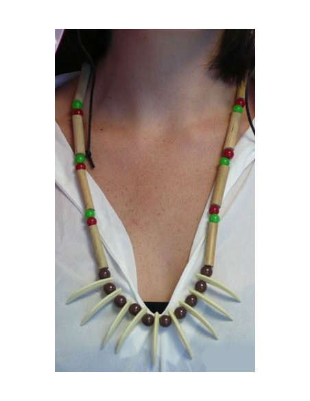 Collier indien avec dents